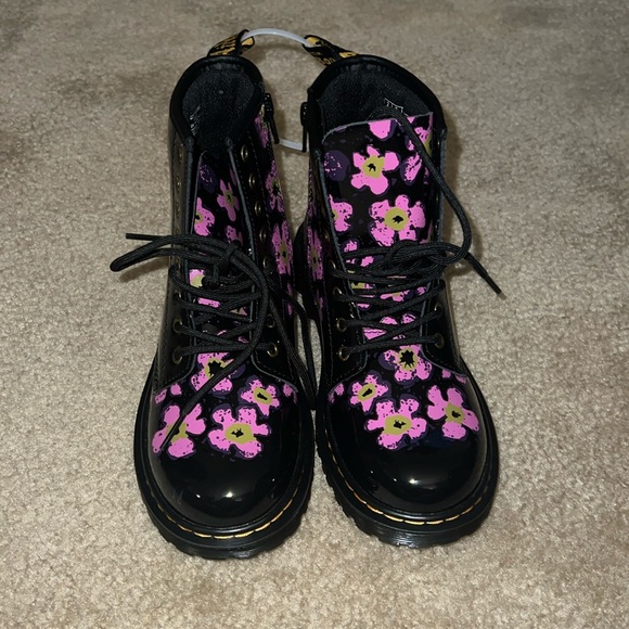 Dr. Martens Other - Dr. Martens Kids Shoes - Black with Pink Floral